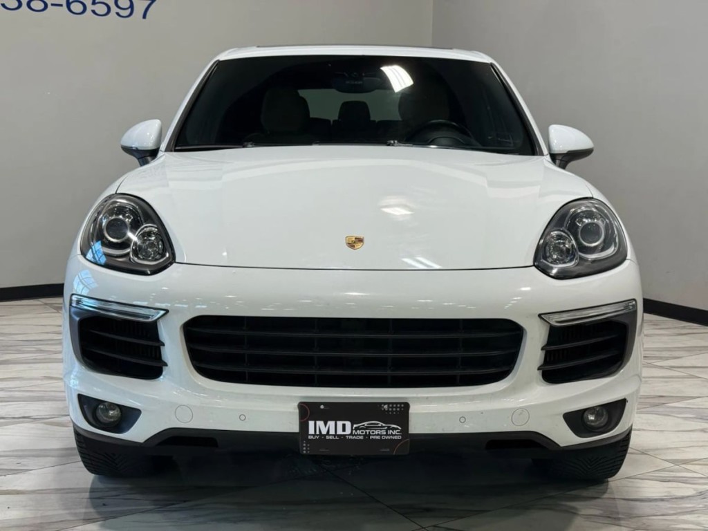 2015 Porsche Cayenne Image 3