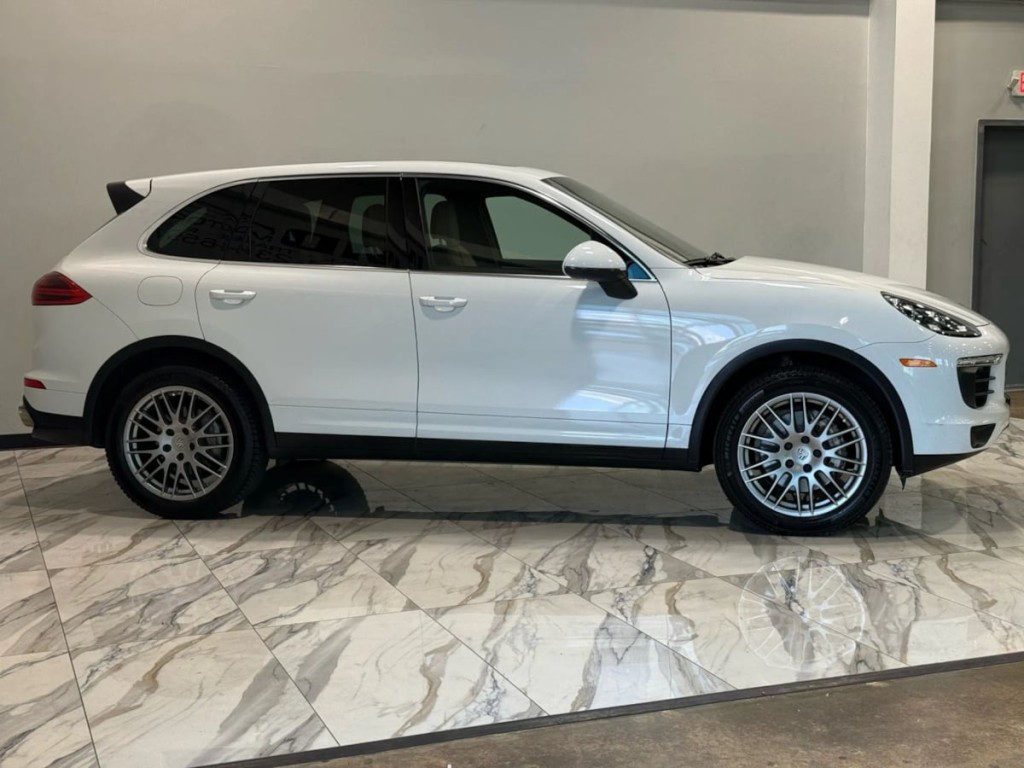 2015 Porsche Cayenne Image 5
