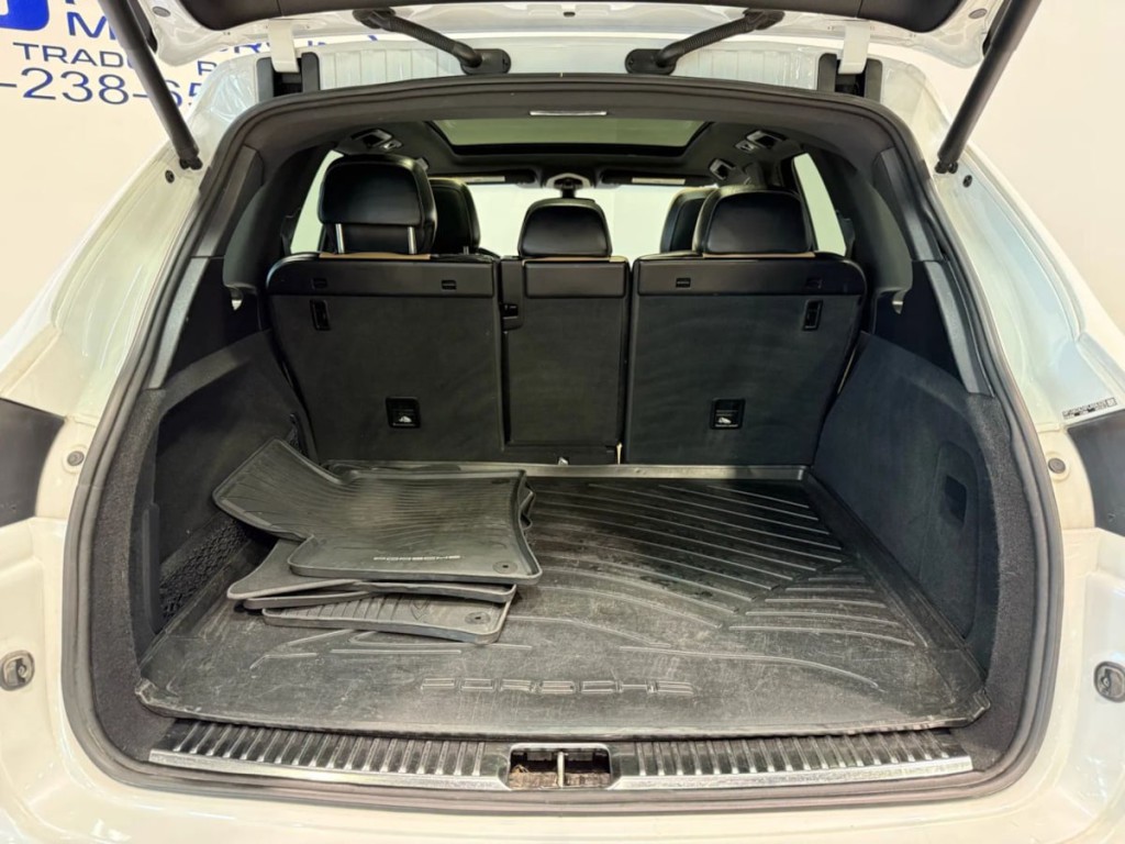 2015 Porsche Cayenne Image 36