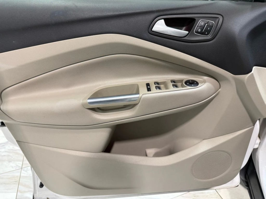 2017 Ford Escape Image 13