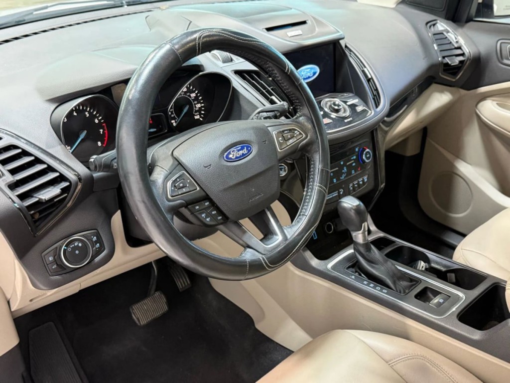 2017 Ford Escape Image 15