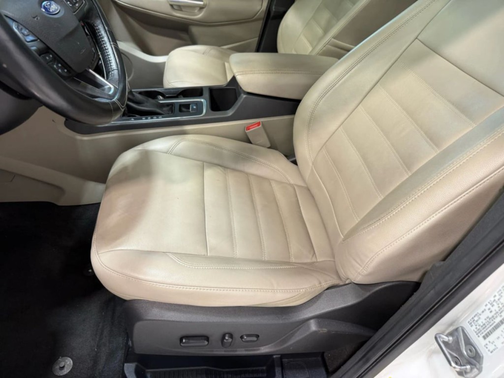 2017 Ford Escape Image 26
