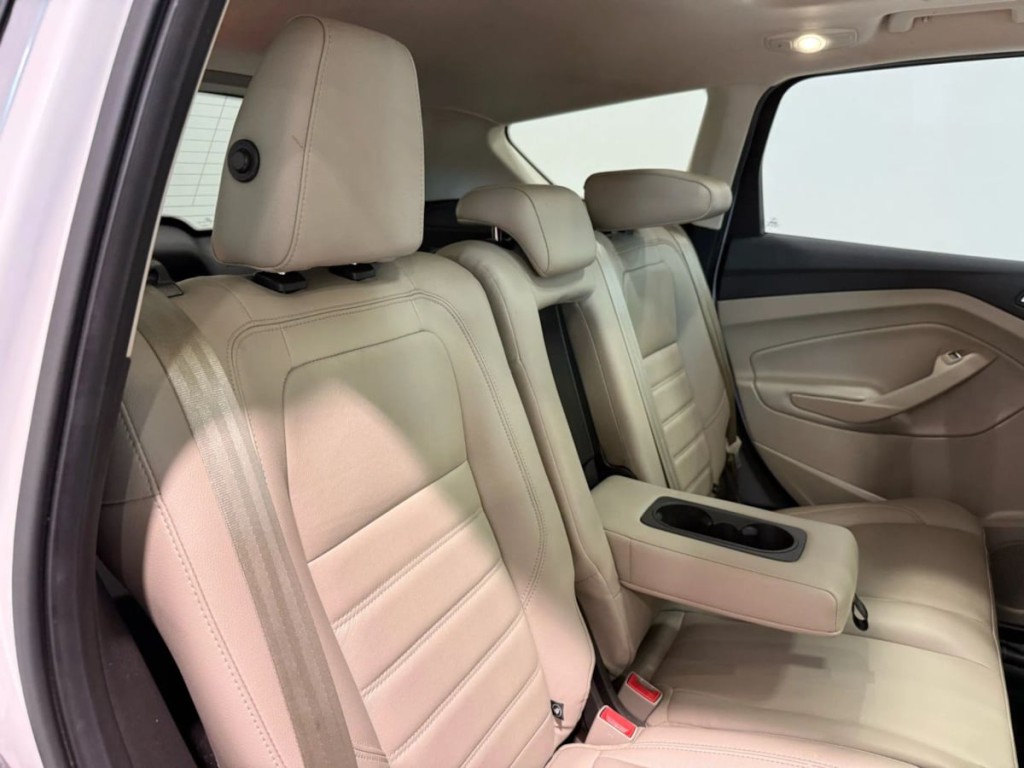 2017 Ford Escape Image 35