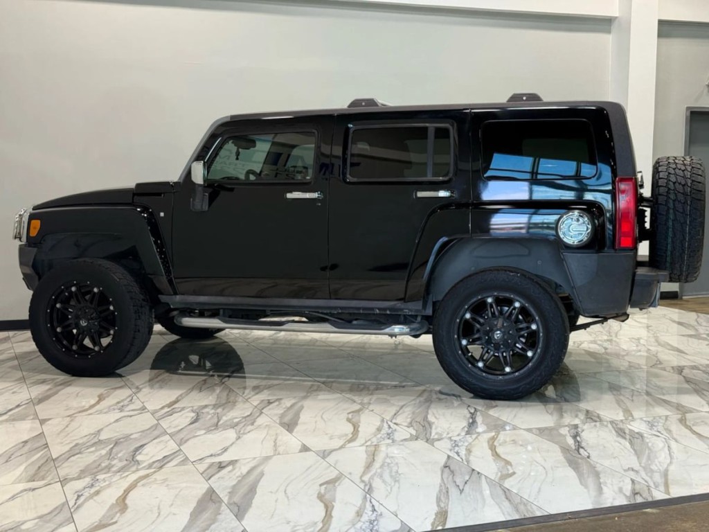 2008 HUMMER H3 Image 9
