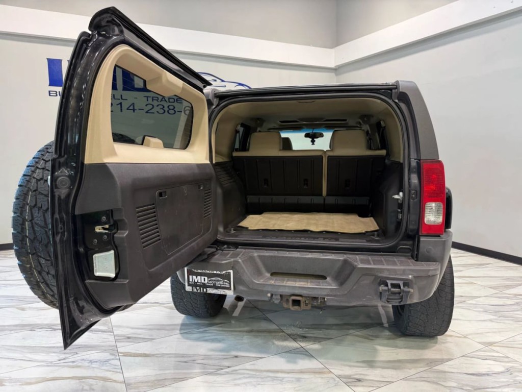 2008 HUMMER H3 Image 10