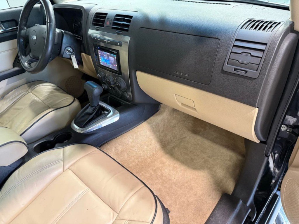 2008 HUMMER H3 Image 25