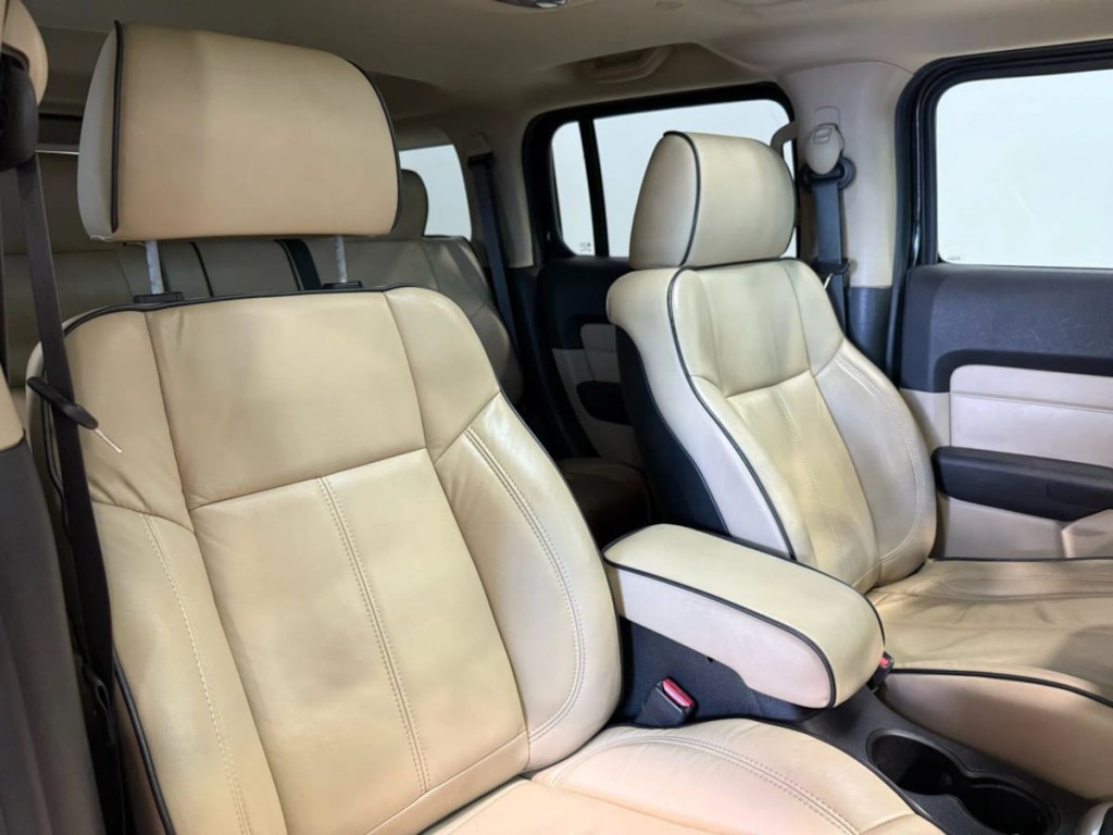 2008 HUMMER H3 Image 27