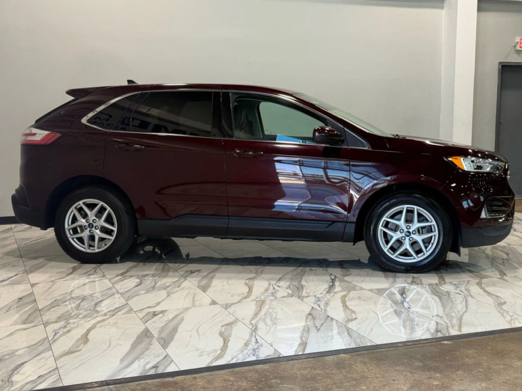 2021 Ford Edge Image 5