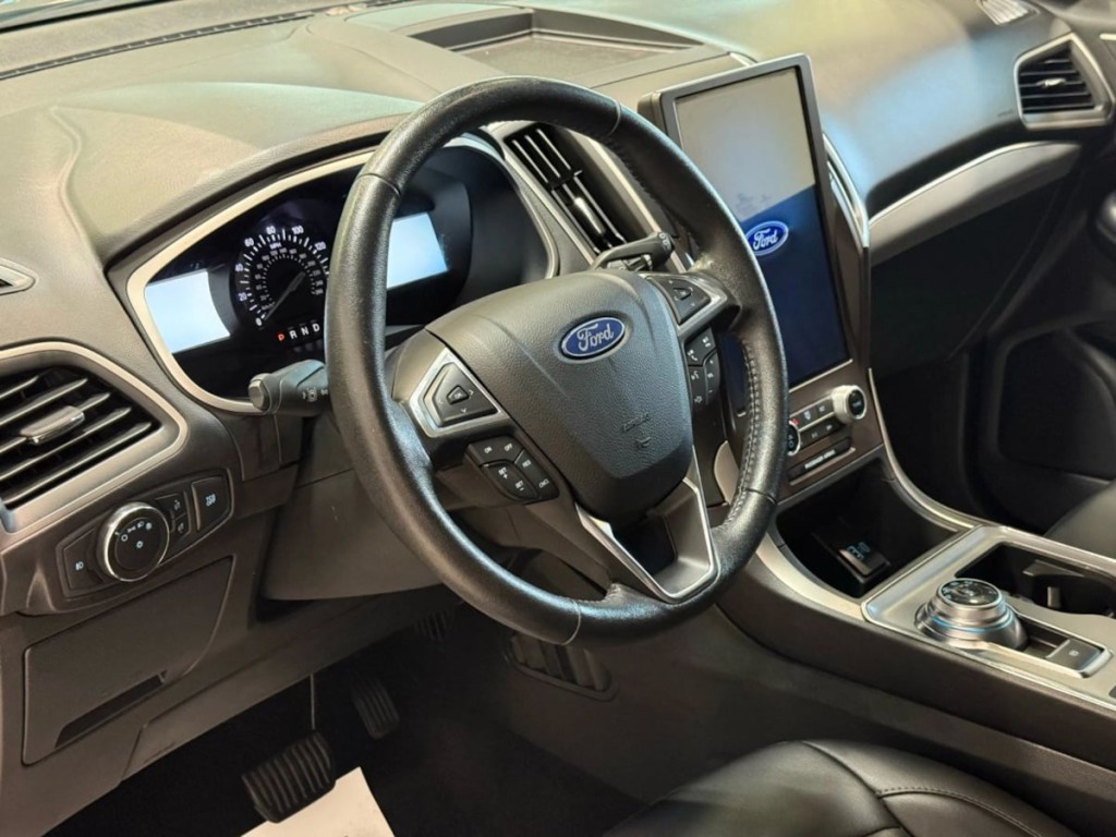 2021 Ford Edge Image 13