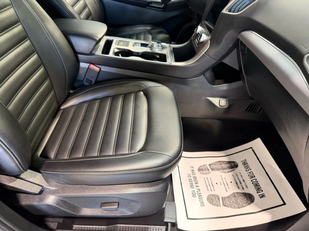 2021 Ford Edge Image 29