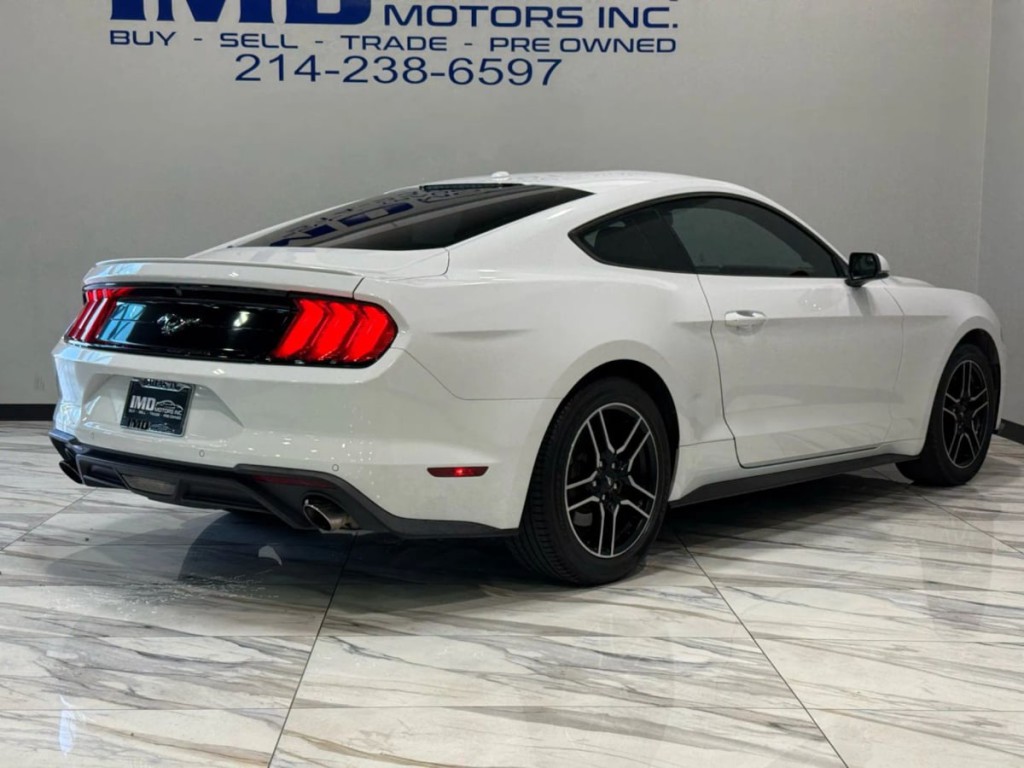 2020 Ford Mustang Image 7