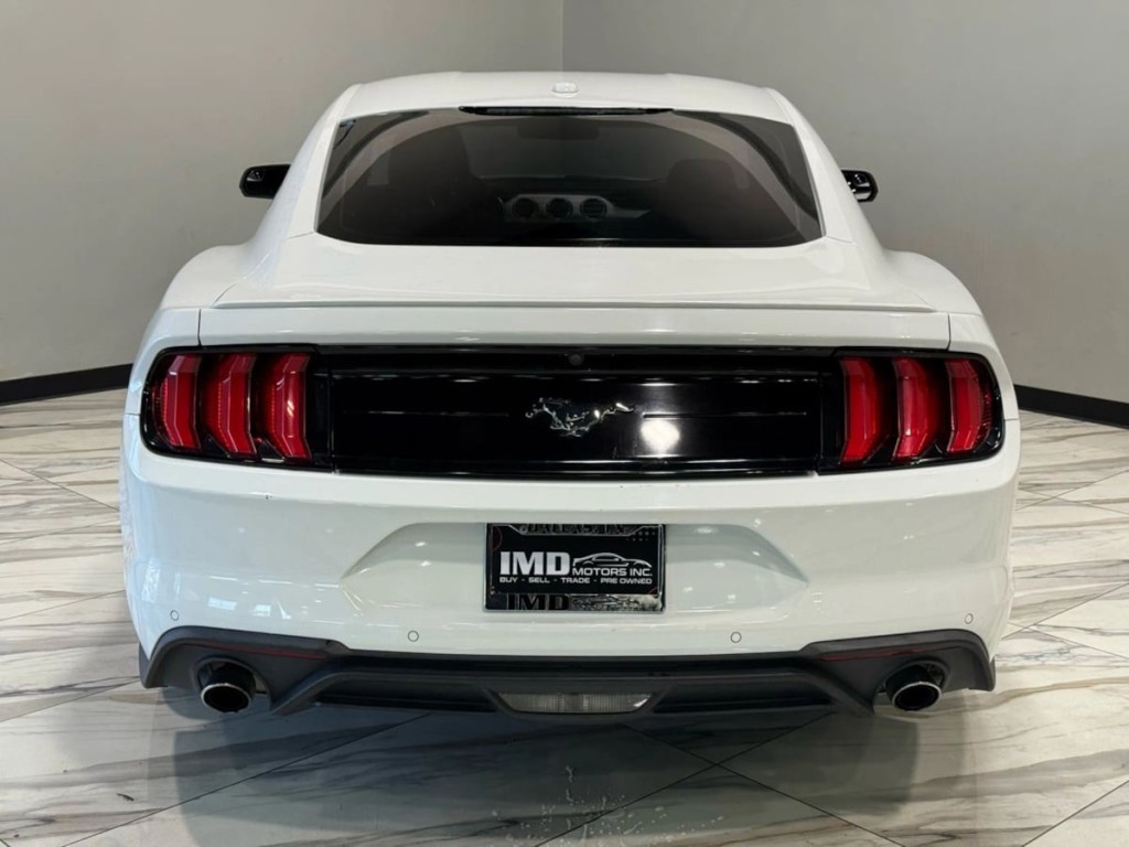 2020 Ford Mustang Image 8