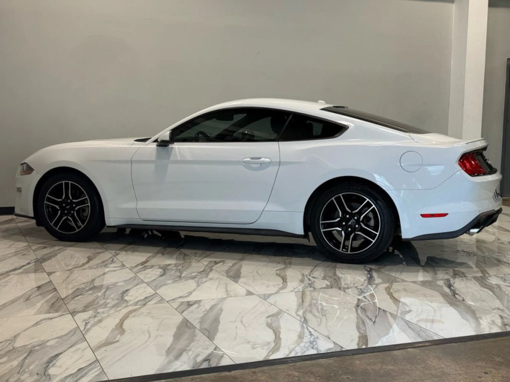 2020 Ford Mustang Image 10