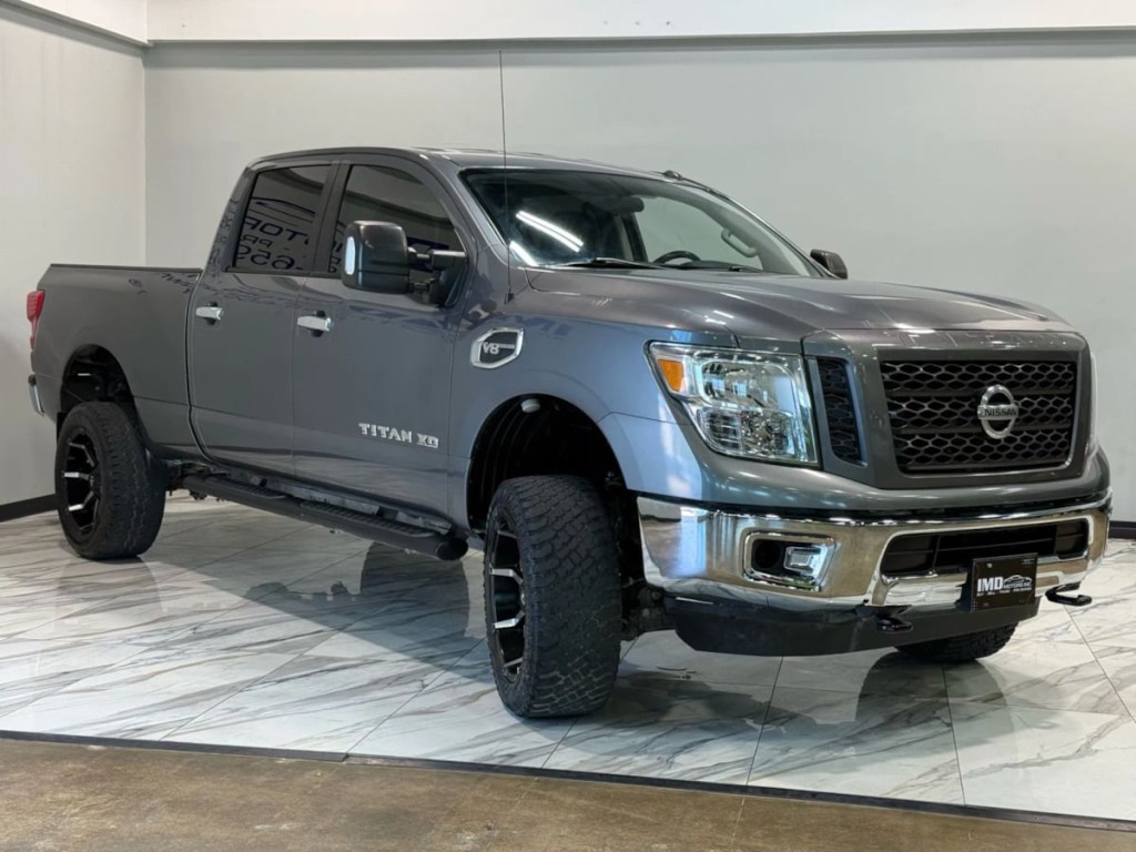 2019 Nissan Titan Image 4