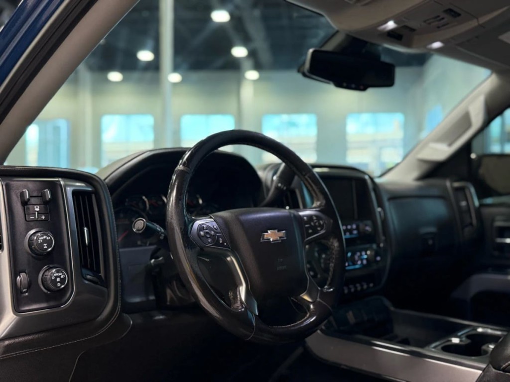 2018 Chevrolet Silverado 1500 Image 12