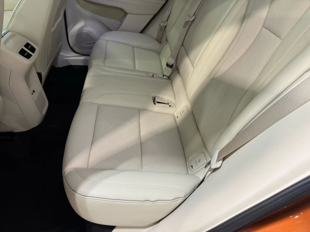 2022 Buick Envision Image 25