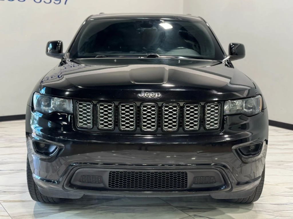 2018 Jeep Grand Cherokee Image 3