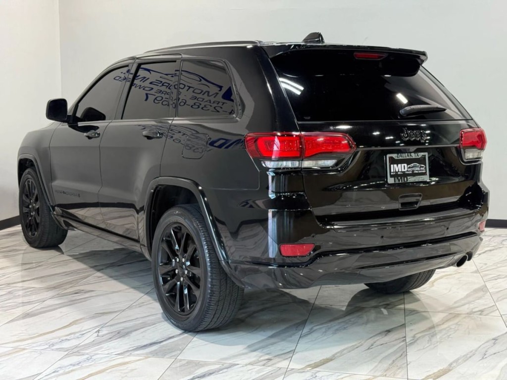 2018 Jeep Grand Cherokee Image 8