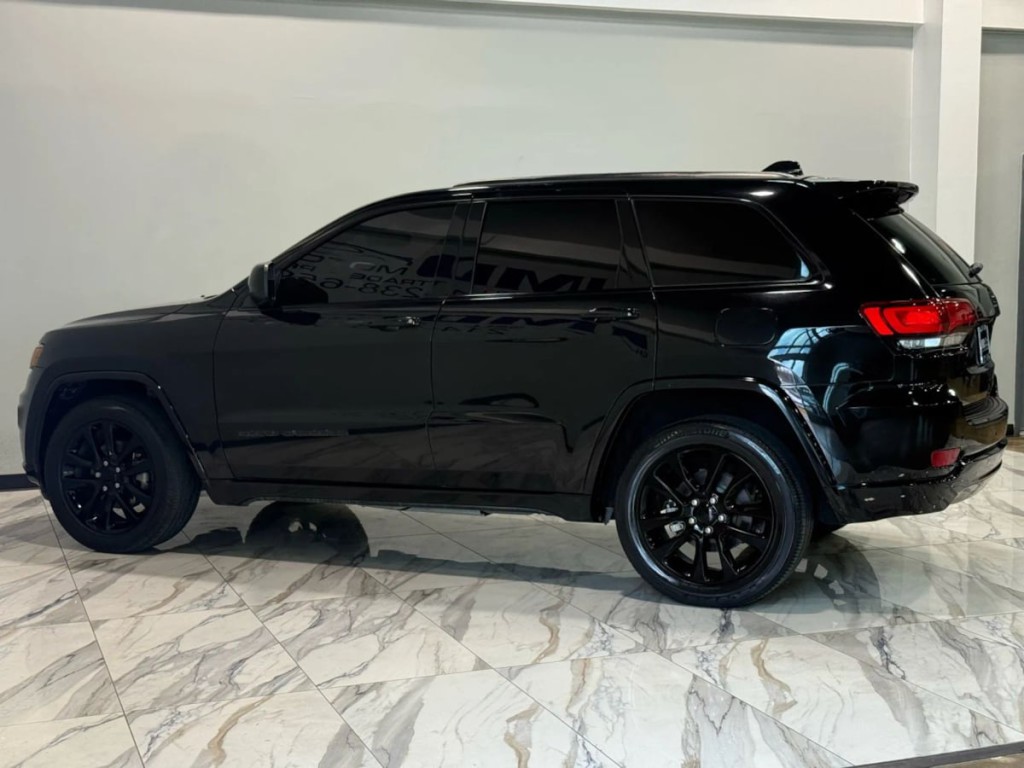 2018 Jeep Grand Cherokee Image 9