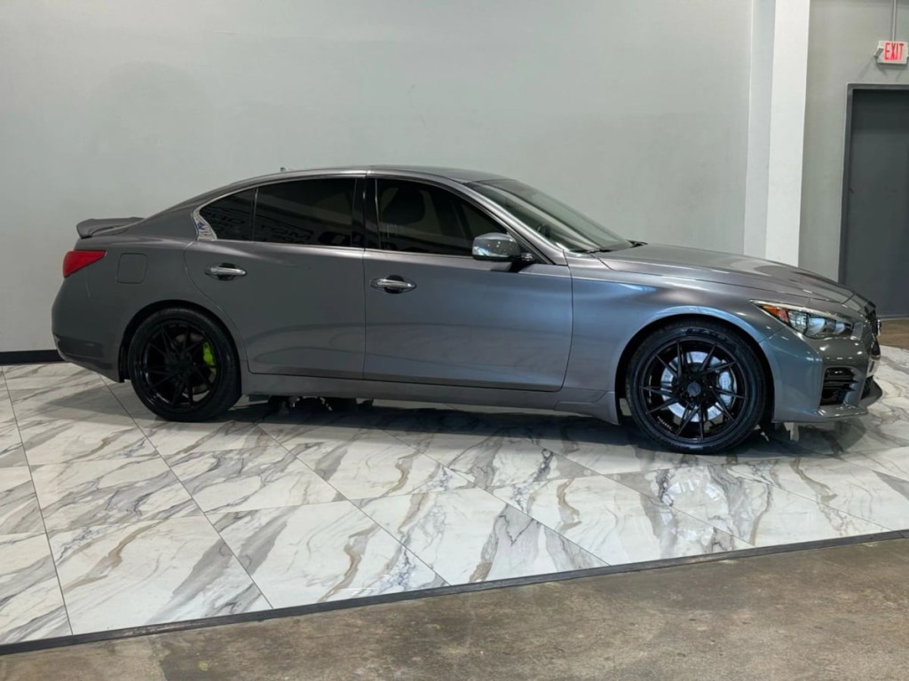 2017 INFINITI Q50 Image 5