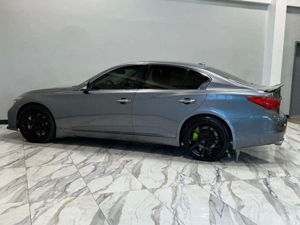 2017 INFINITI Q50 Image 9