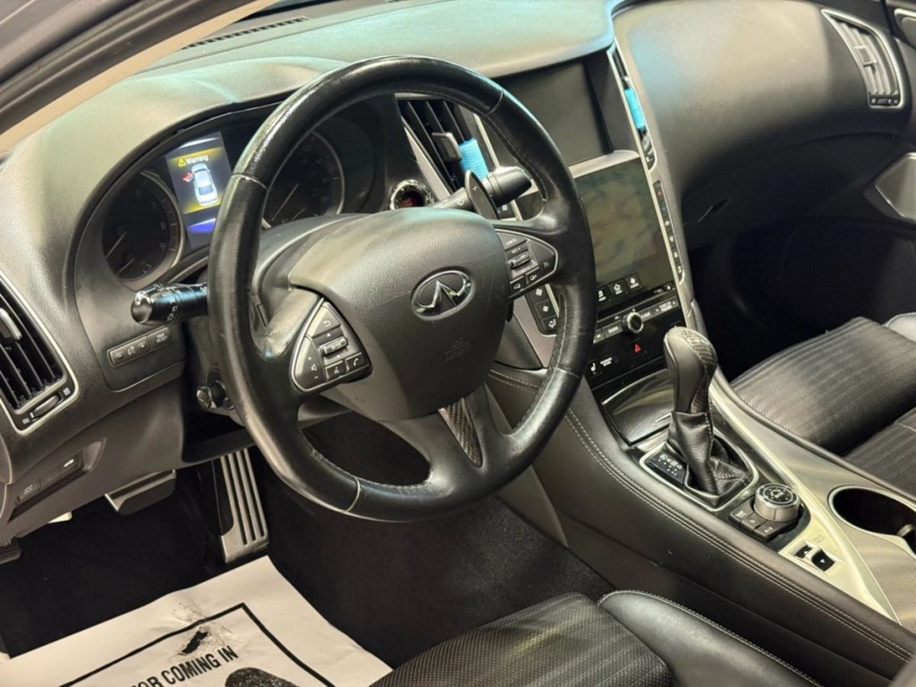 2017 INFINITI Q50 Image 13