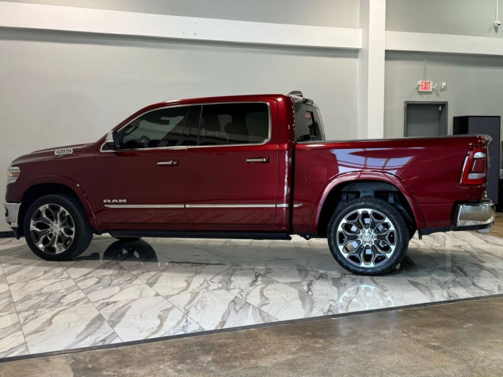 2021 RAM 1500 Image 9