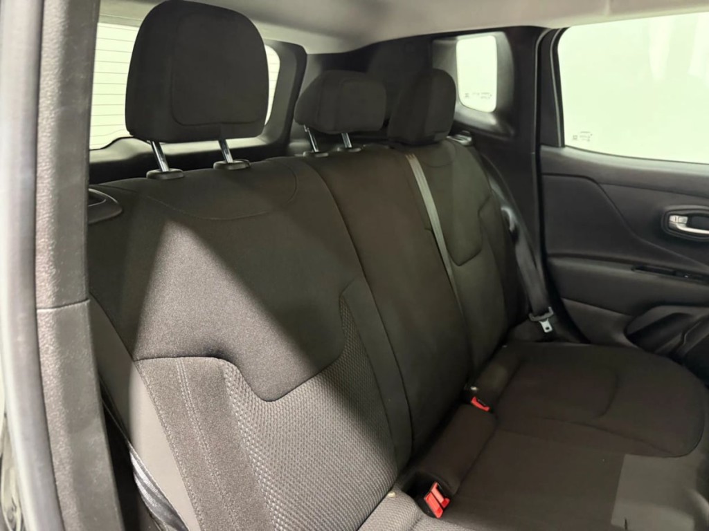 2020 Jeep Renegade Image 30