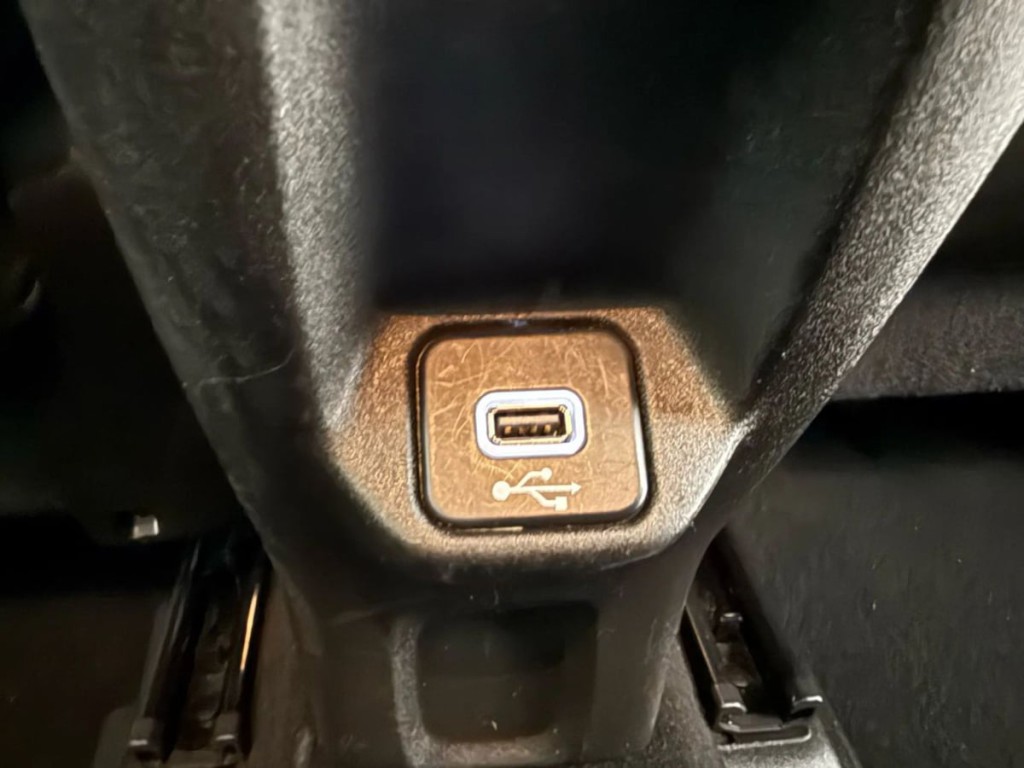 2020 Jeep Renegade Image 31