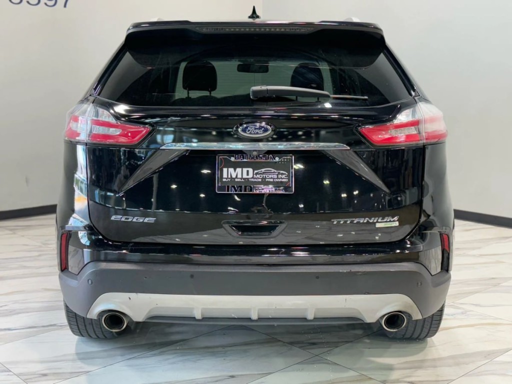 2019 Ford Edge Image 7