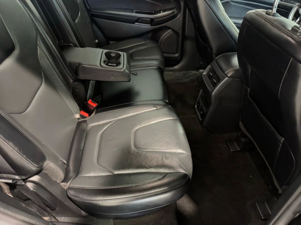 2019 Ford Edge Image 31