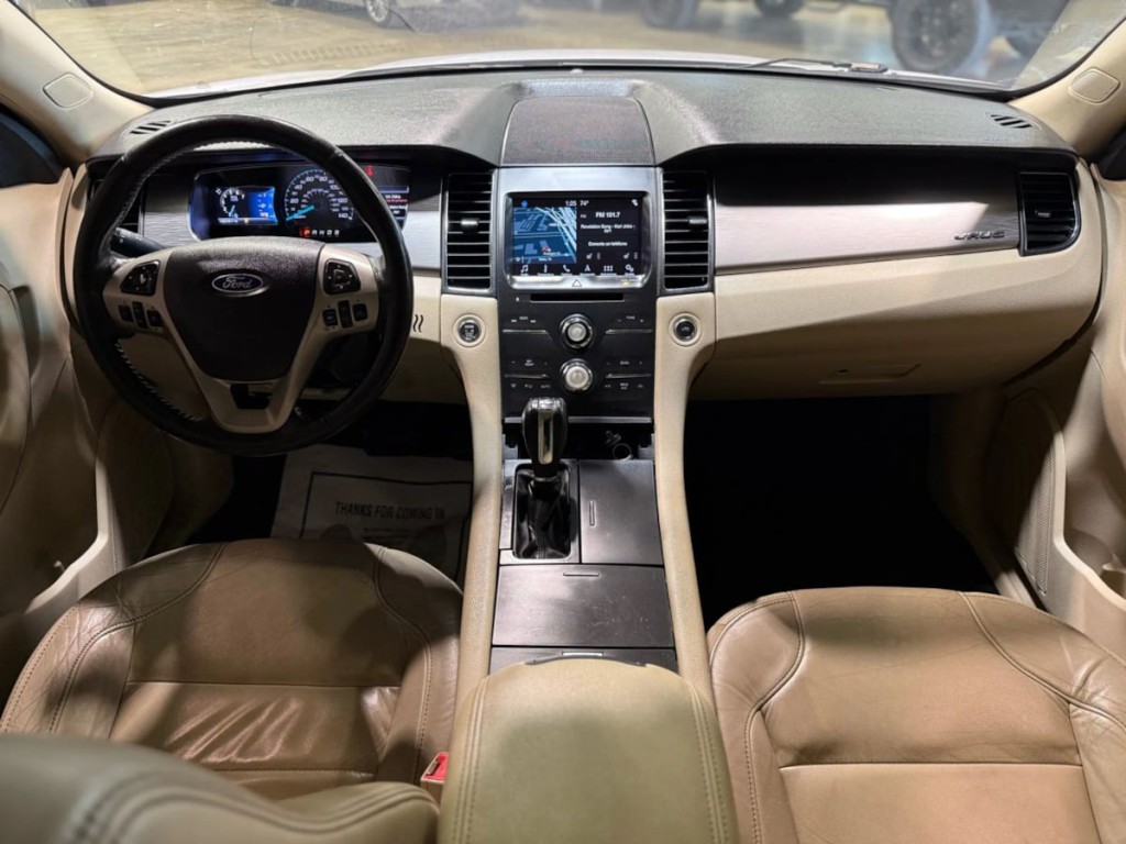 2016 Ford Taurus Image 13
