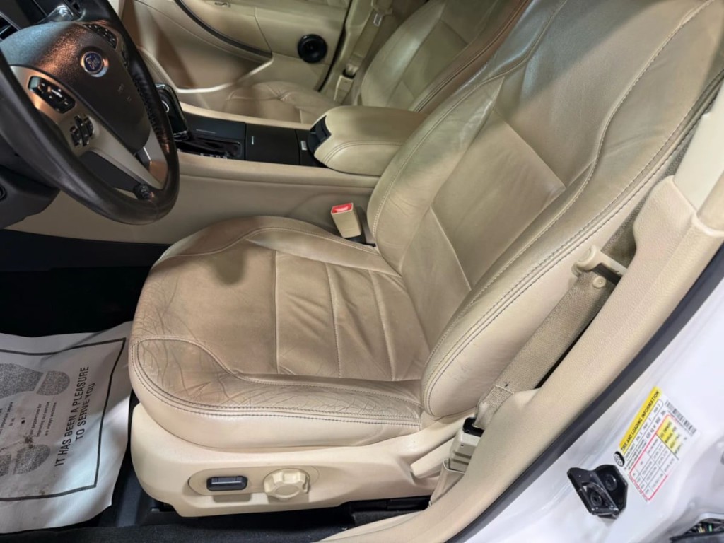2016 Ford Taurus Image 23