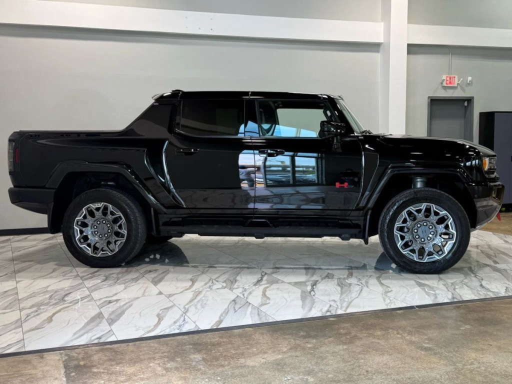 2024 GMC HUMMER EV Pickup Image 5