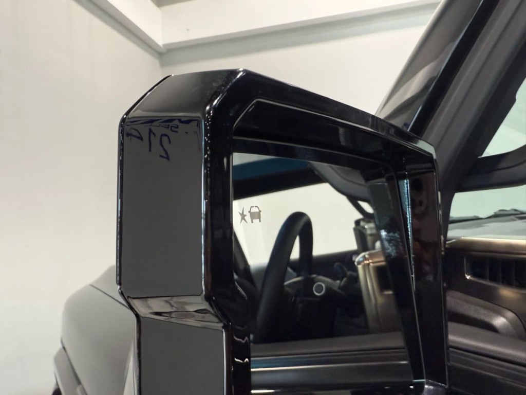2024 GMC HUMMER EV Pickup Image 14
