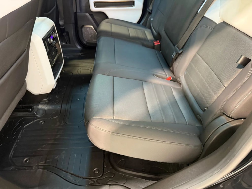 2024 GMC HUMMER EV Pickup Image 28