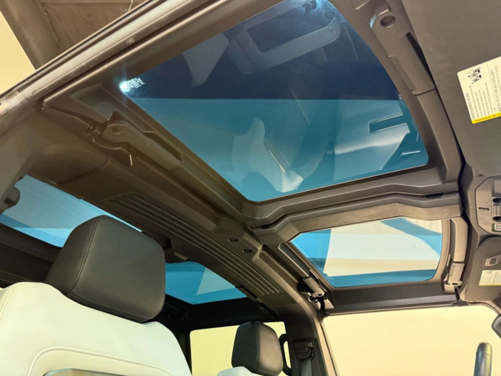 2024 GMC HUMMER EV Pickup Image 34