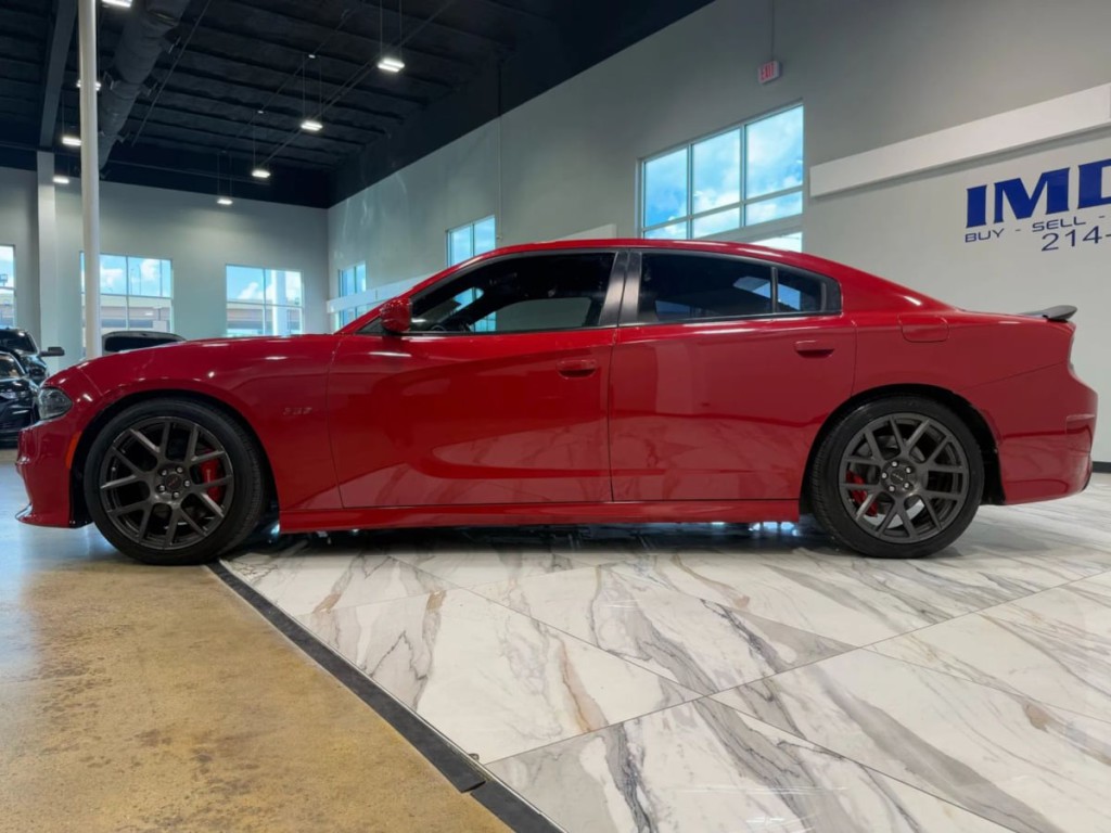 2016 Dodge Charger Image 8