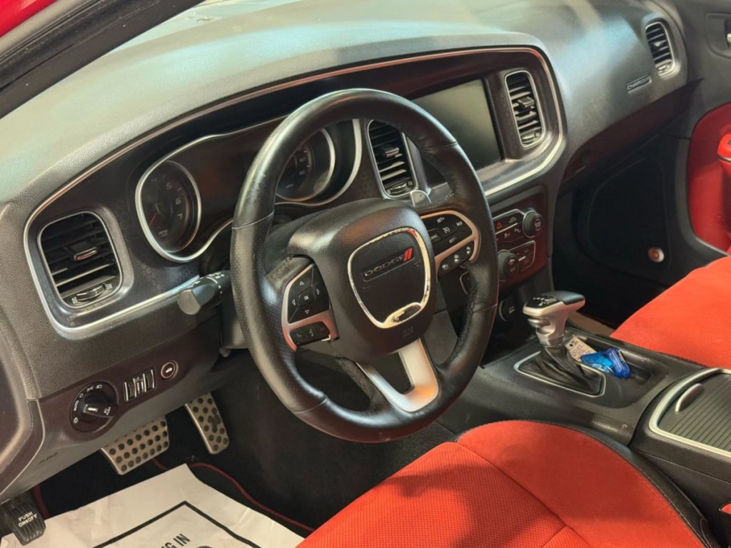 2016 Dodge Charger Image 11