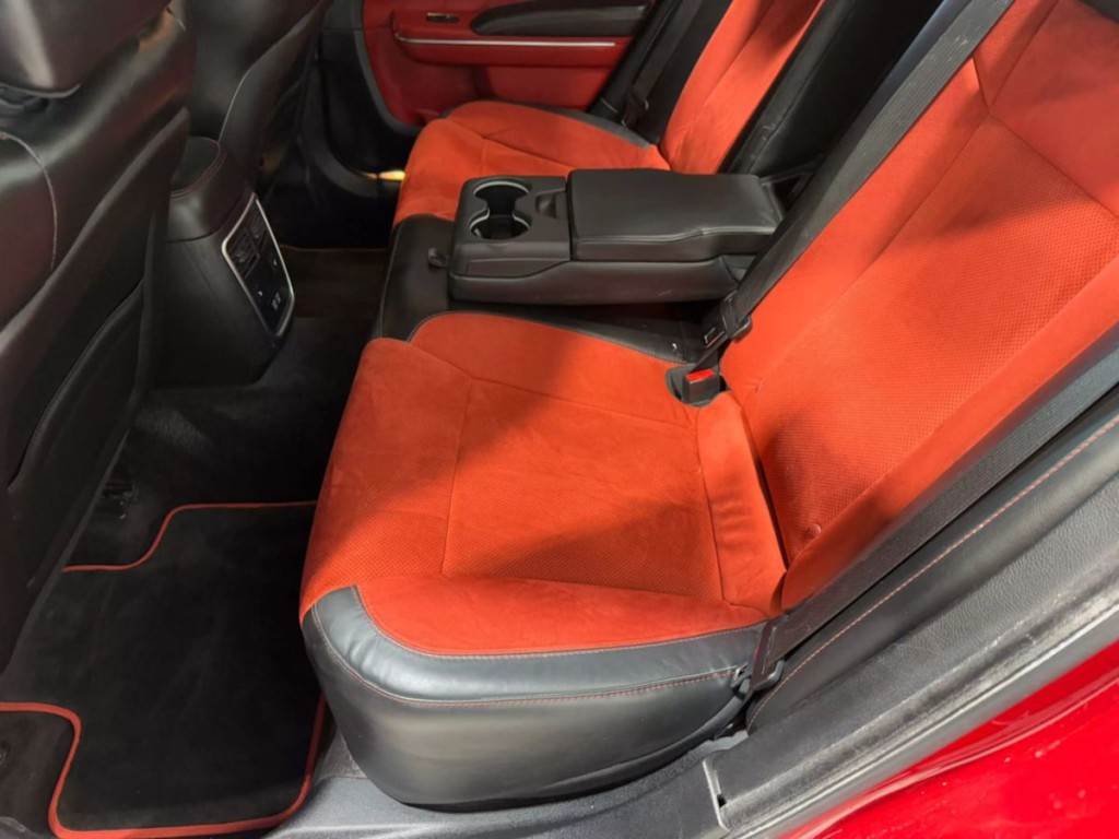 2016 Dodge Charger Image 21