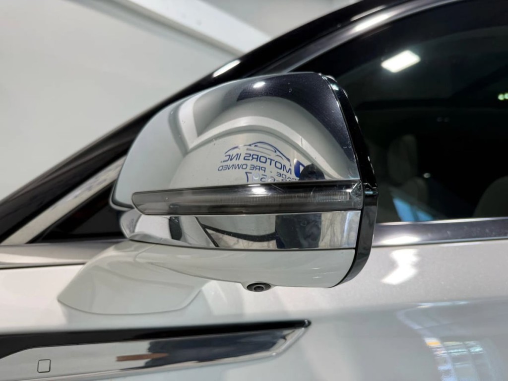 2021 Lincoln Aviator Image 10