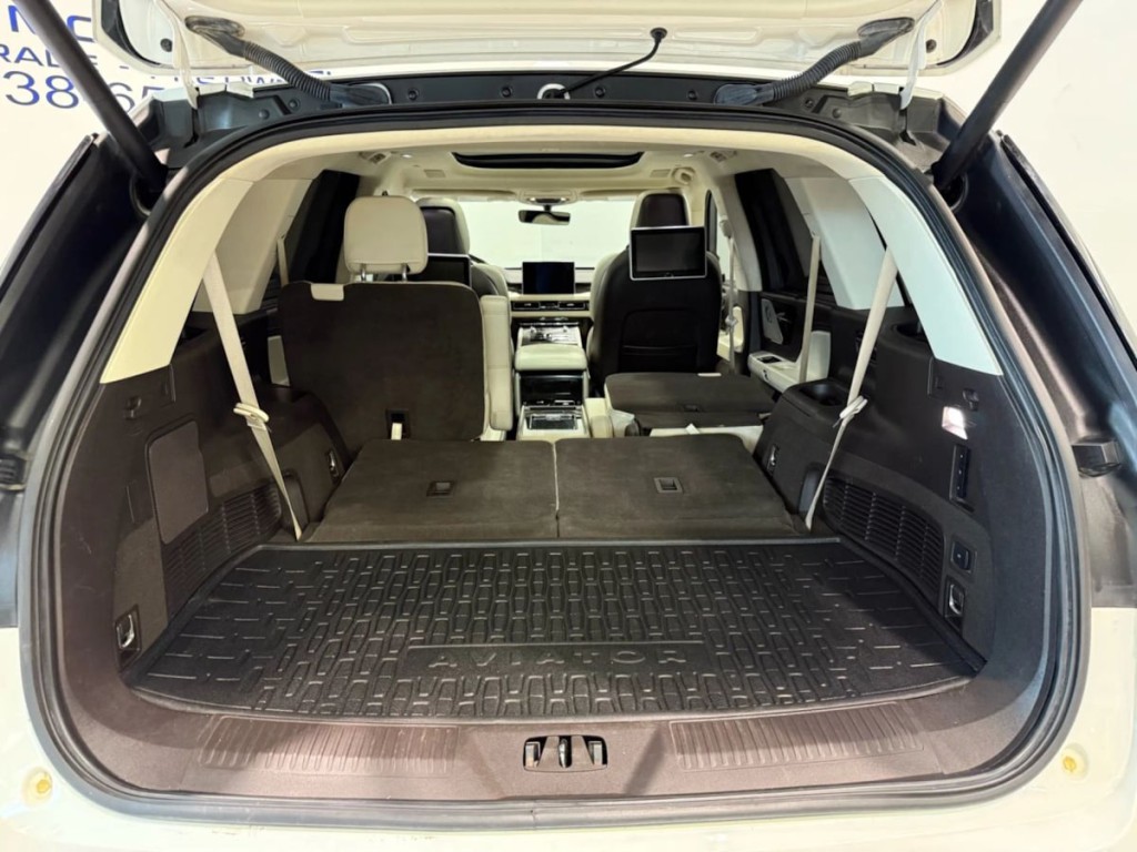 2021 Lincoln Aviator Image 39