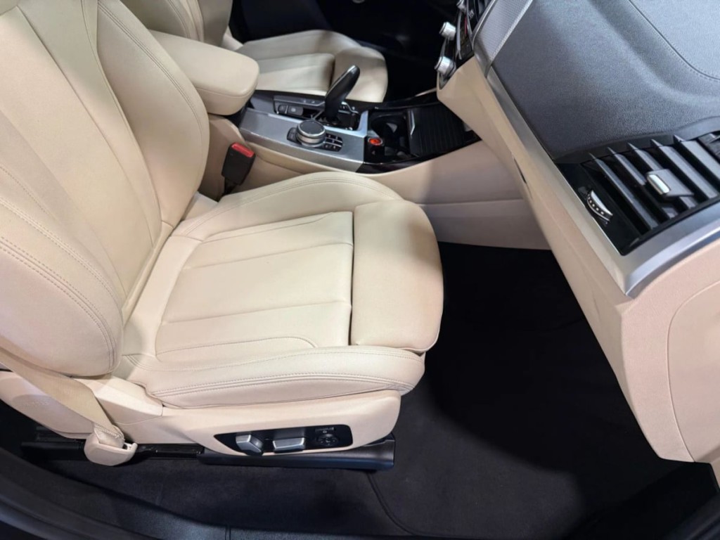 2019 BMW X3 Image 29