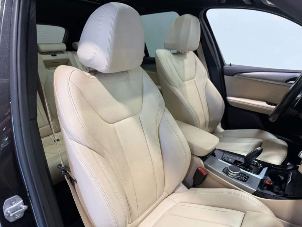 2019 BMW X3 Image 30
