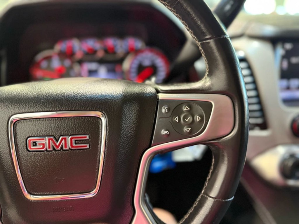 2016 GMC Yukon Image 15