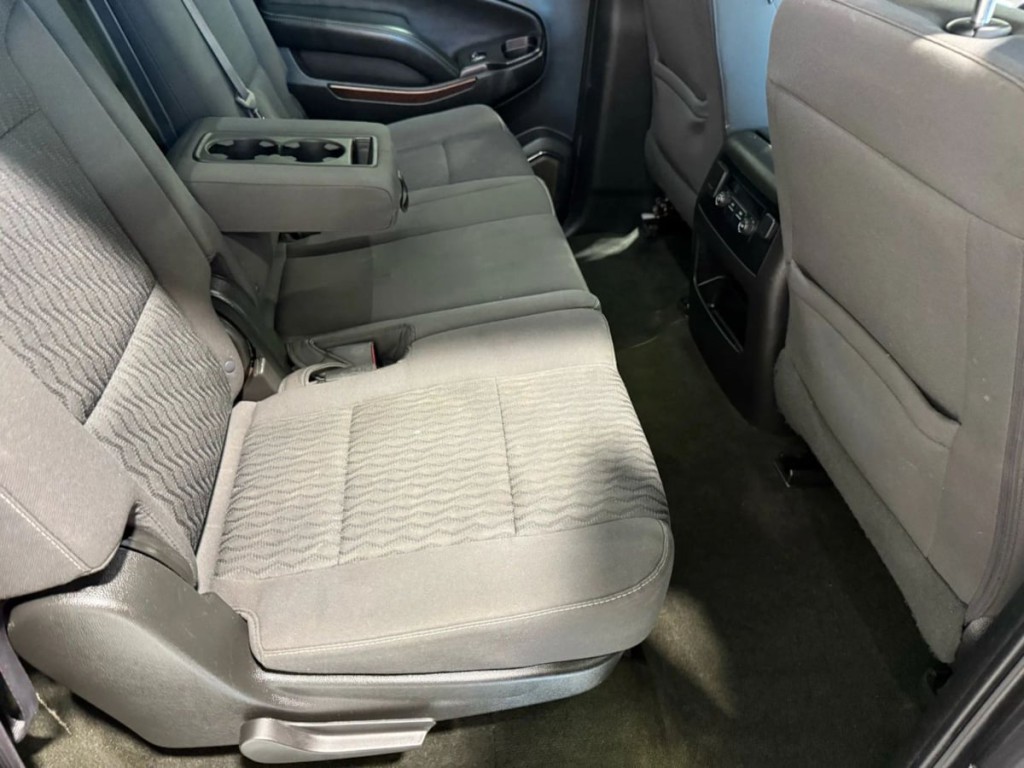 2016 GMC Yukon Image 28