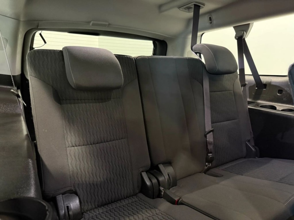 2016 GMC Yukon Image 32