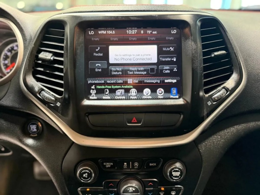 2015 Jeep Cherokee Image 16