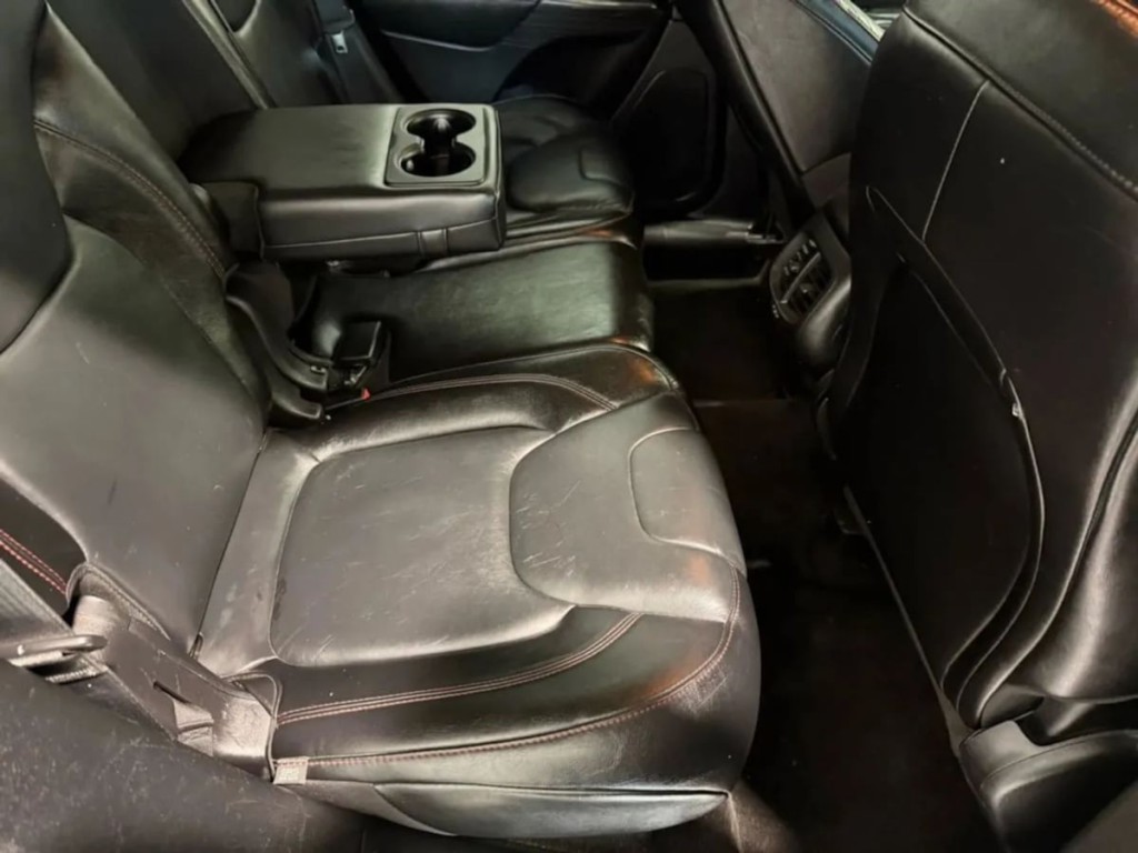 2015 Jeep Cherokee Image 28