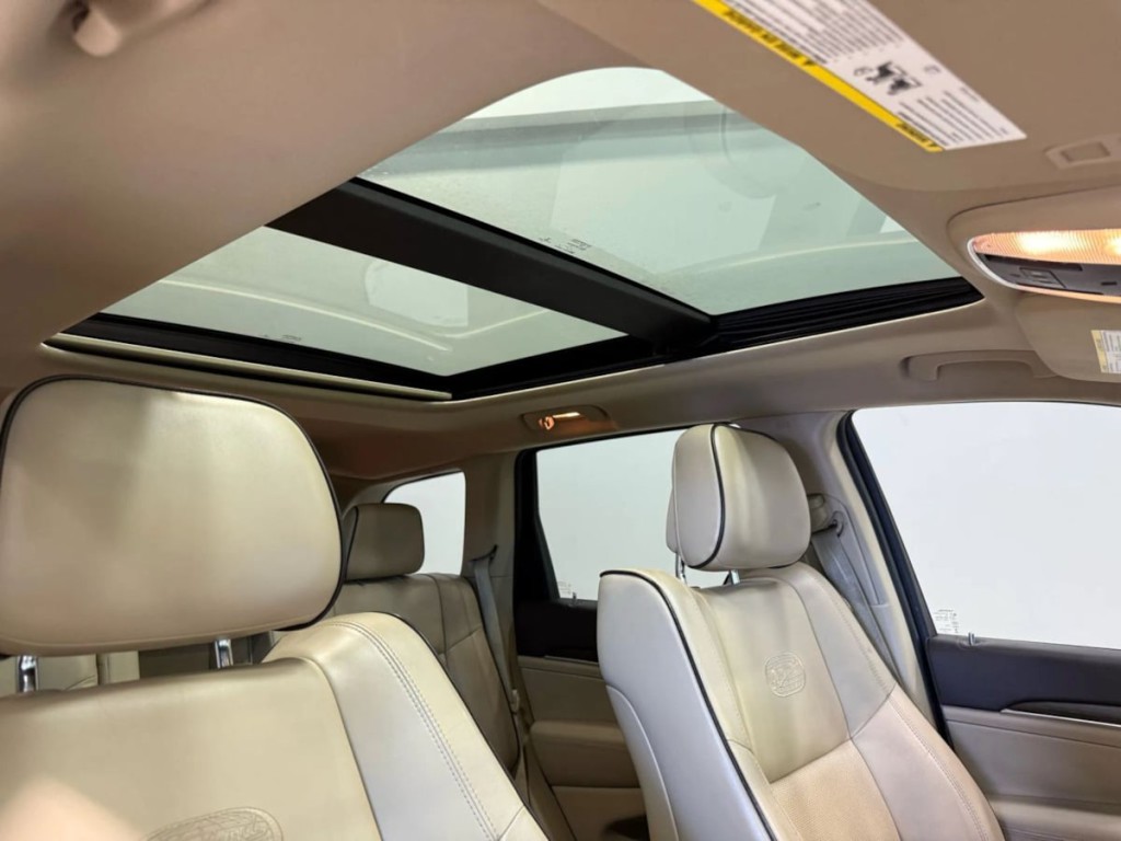 2014 Jeep Grand Cherokee Image 32